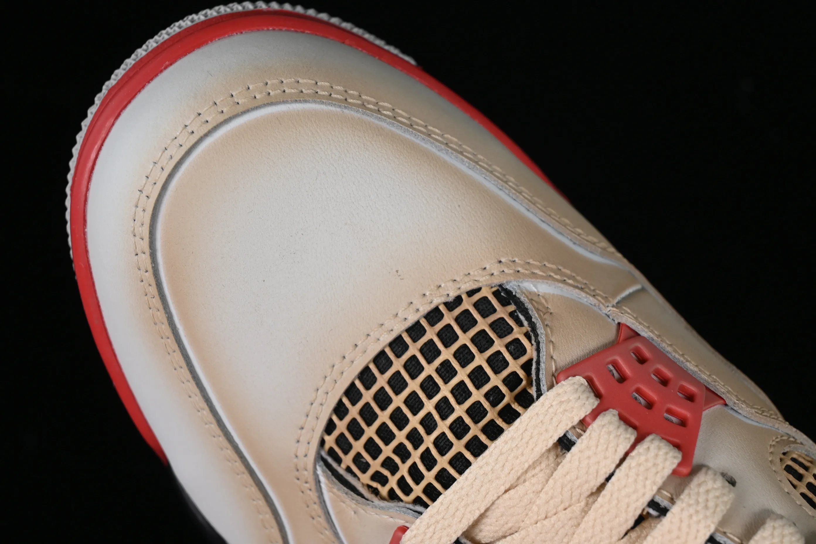 All Categories Air Jordan Jordan Series Basketball Shoes Air Jordan 4 Charizard x Jordan Air Jordan 4 Retro AJ4 Joe 4 Charizard Joint Customized Basketball Shoes AQ9129-105